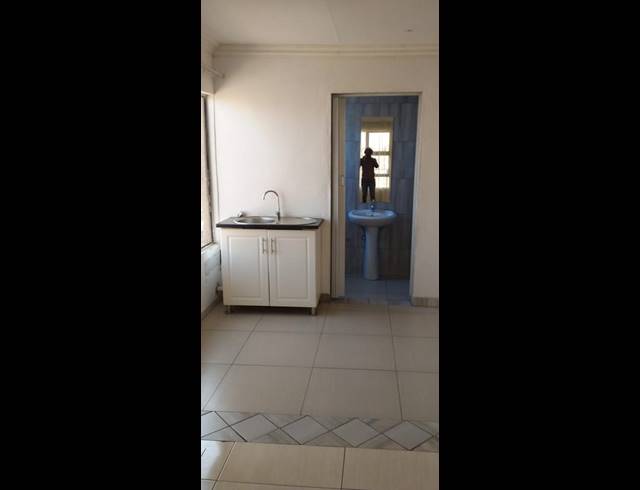 0 BEDROOM PROPERTY TO RENT IN DOBSONVILLE